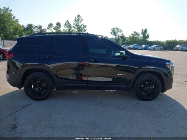 2024 GMC TERRAIN AWD AT4 13