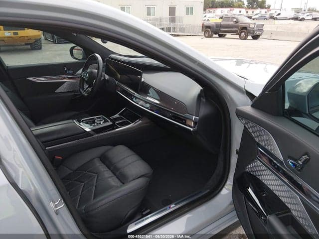 2024 BMW I7 EDRIVE50 5