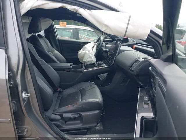 2023 TOYOTA BZ4X LIMITED 5