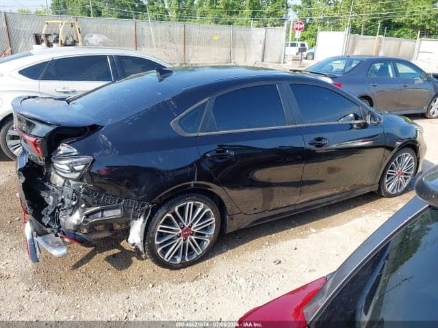 2022 KIA FORTE GT 13