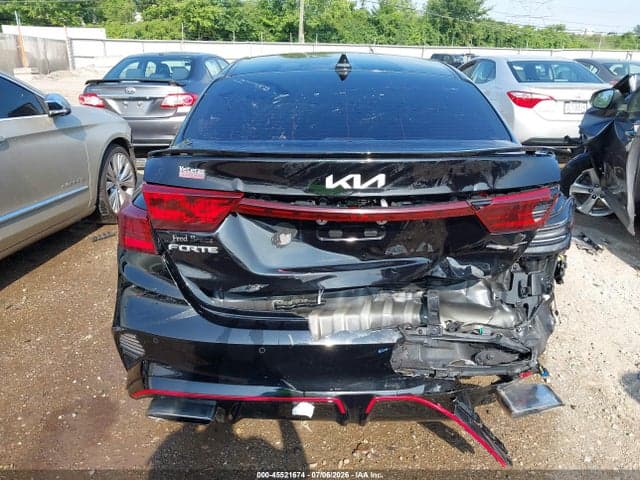 2022 KIA FORTE GT 16