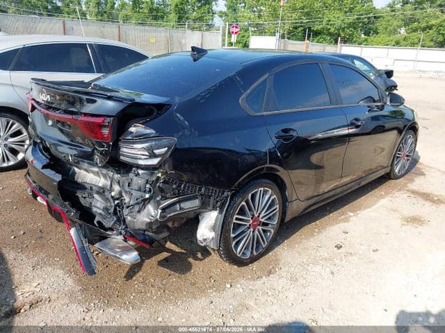 2022 KIA FORTE GT 4