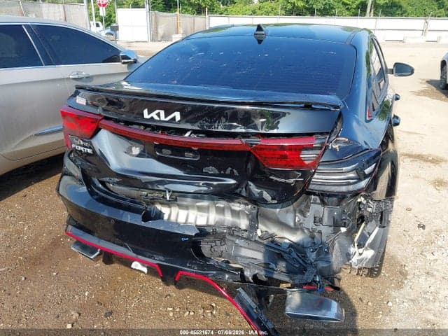 2022 KIA FORTE GT 6