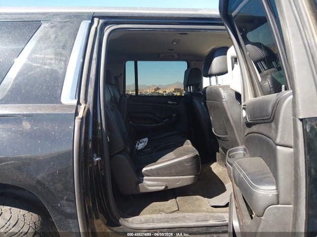 2017 CHEVROLET SUBURBAN LS 8