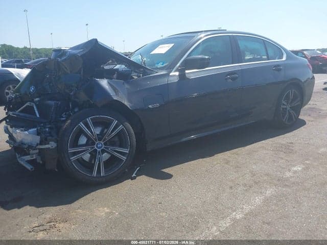 2022 BMW 330E XDRIVE 2