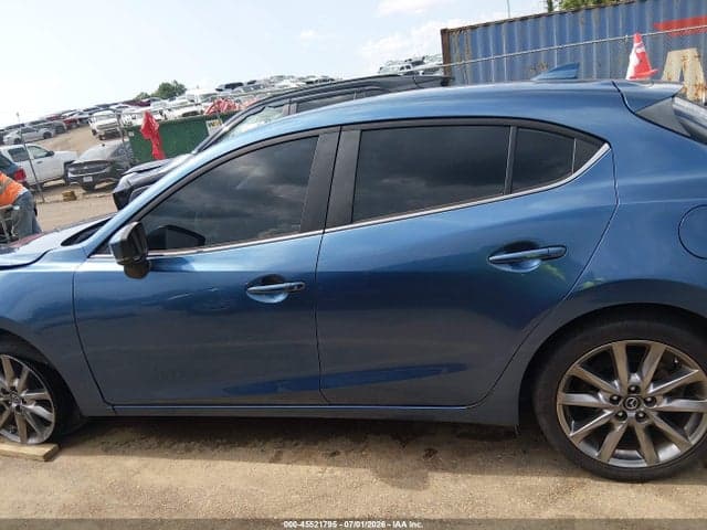 2018 MAZDA MAZDA3 GRAND TOURING 14