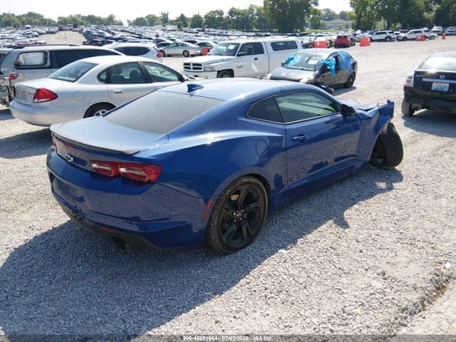 2021 CHEVROLET CAMARO RWD LT1 4