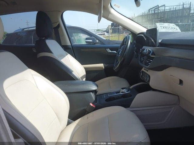 2020 FORD ESCAPE TITANIUM 5