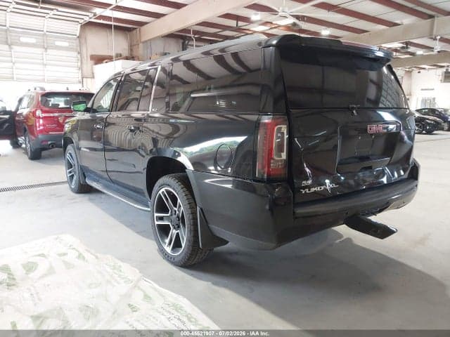 2020 GMC YUKON XL 4WD SLT 3