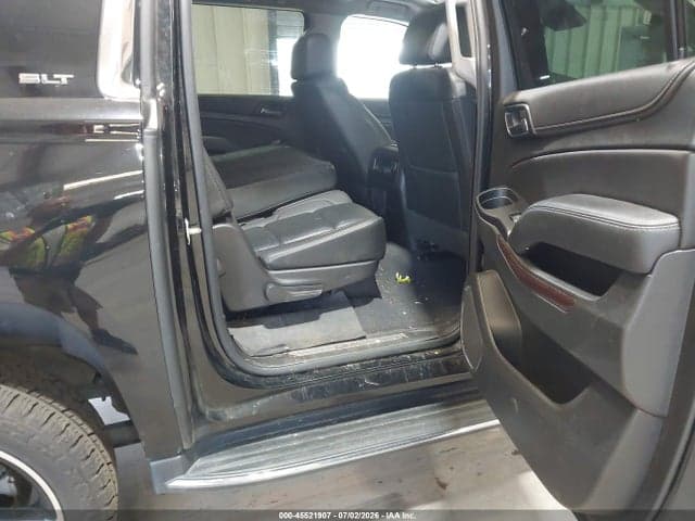 2020 GMC YUKON XL 4WD SLT 8