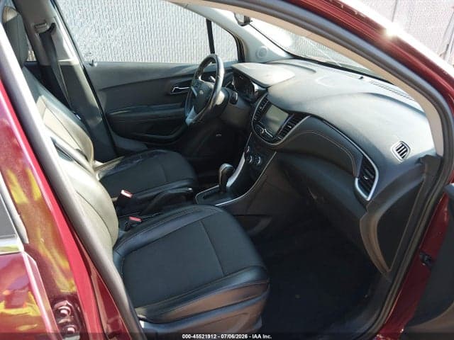 2017 CHEVROLET TRAX LT 5