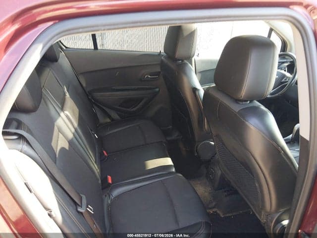 2017 CHEVROLET TRAX LT 8