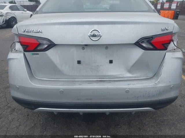 2021 NISSAN VERSA SV XTRONIC CVT 6