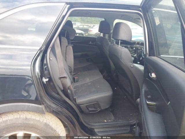 2017 KIA SORENTO 2.4L L 8