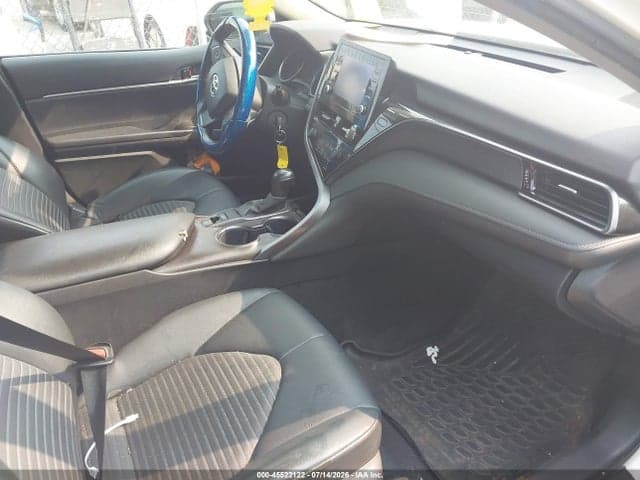 2021 TOYOTA CAMRY SE AWD 5