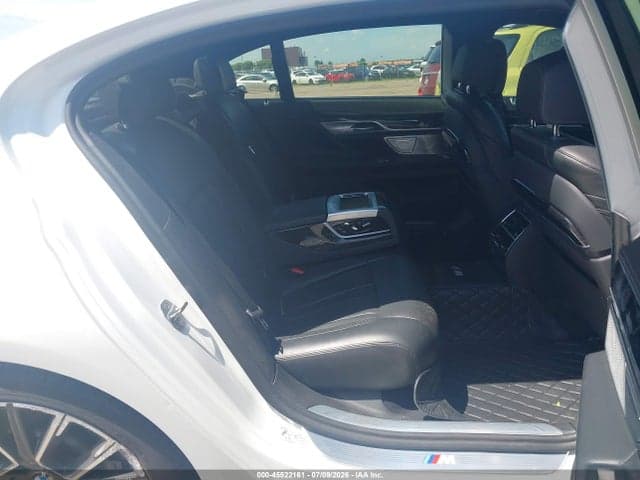 2020 BMW 750I XDRIVE 8