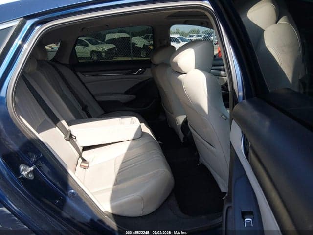 2018 HONDA ACCORD EX-L 2.0T 8