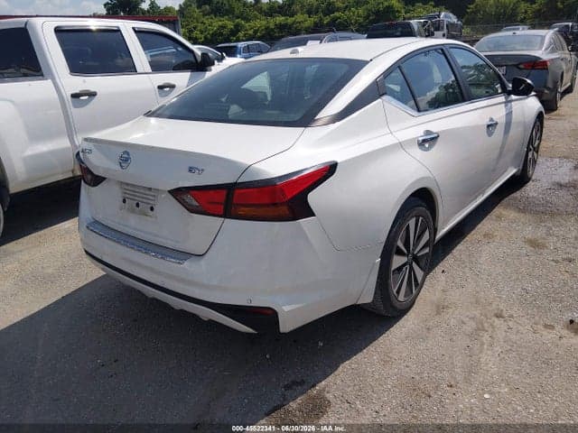 2021 NISSAN ALTIMA SV FWD 4