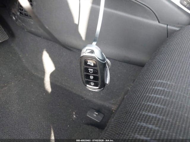 2025 HYUNDAI VENUE LIMITED 11