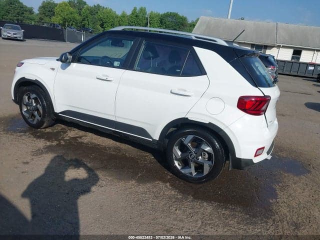 2025 HYUNDAI VENUE LIMITED 3