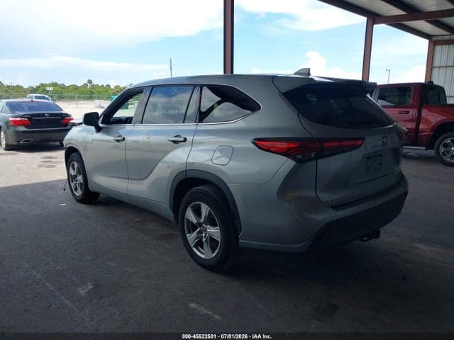 2020 TOYOTA HIGHLANDER LE 3