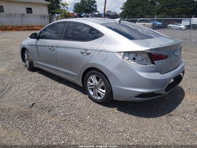 2020 HYUNDAI ELANTRA SEL 3