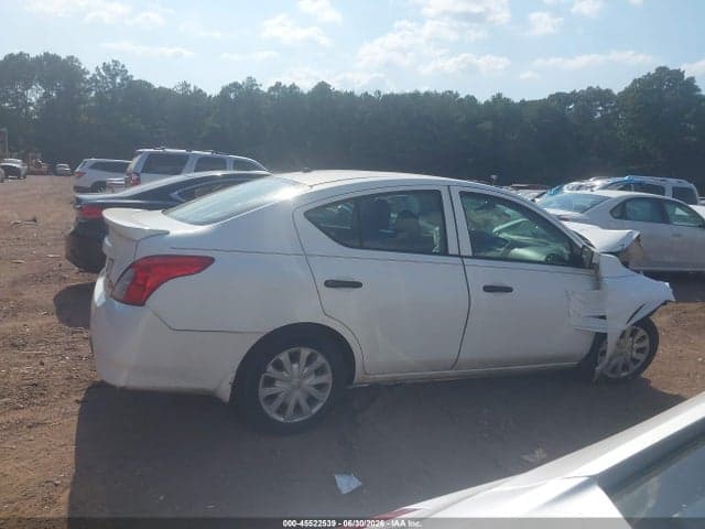 2019 NISSAN VERSA 1.6 S+ 13