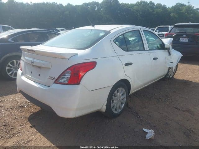 2019 NISSAN VERSA 1.6 S+ 4