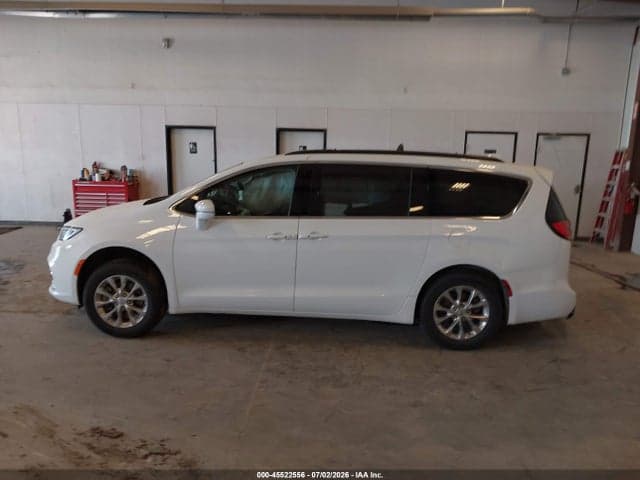 2022 CHRYSLER PACIFICA TOURING L AWD 13