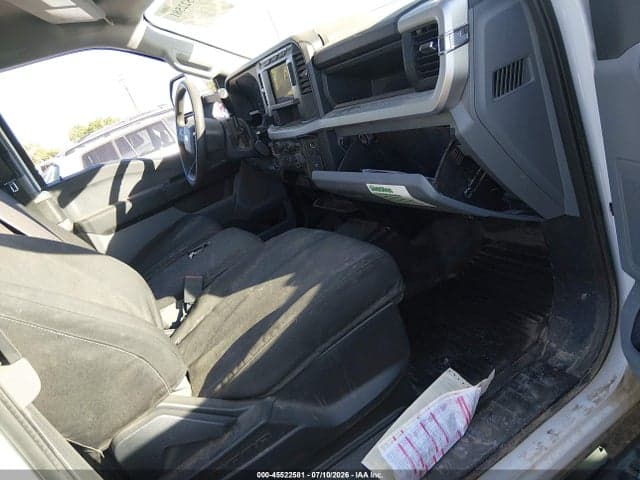 2024 FORD F-250 XL 5