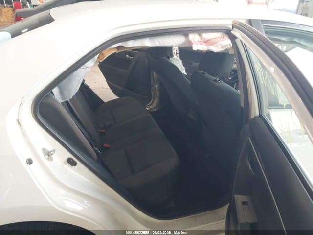 2019 TOYOTA COROLLA LE 8