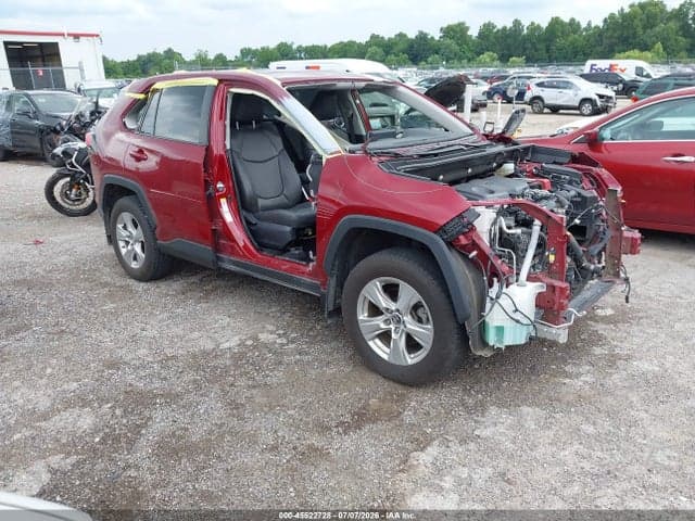 2019 TOYOTA RAV4 XLE 1