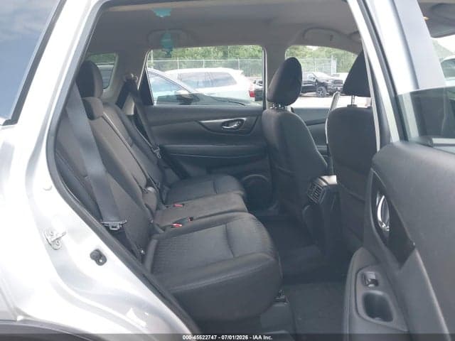 2020 NISSAN ROGUE SV FWD 8