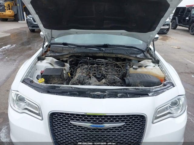 2018 CHRYSLER 300 LIMITED AWD 10