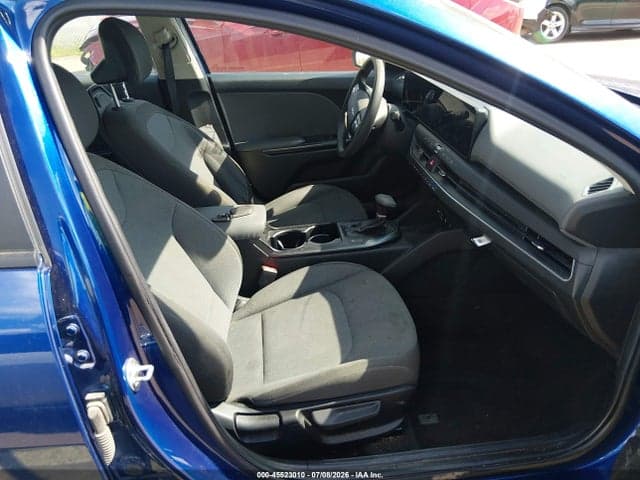 2025 KIA K4 LXS 5