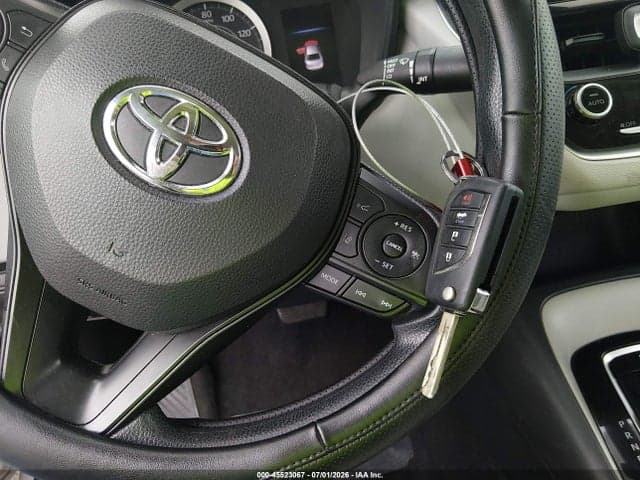 2022 TOYOTA COROLLA LE 11