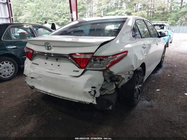 2017 TOYOTA CAMRY XSE V6 4