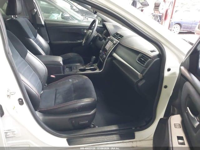 2017 TOYOTA CAMRY XSE V6 5
