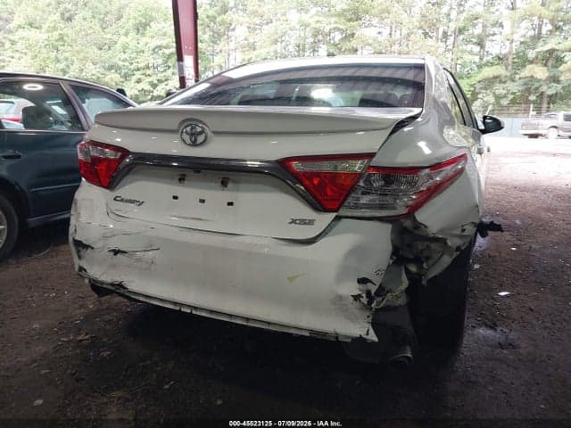 2017 TOYOTA CAMRY XSE V6 6