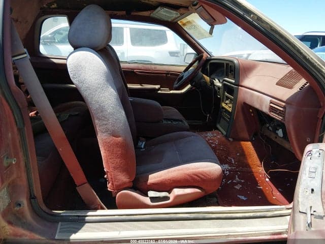1985 FORD THUNDERBIRD 5
