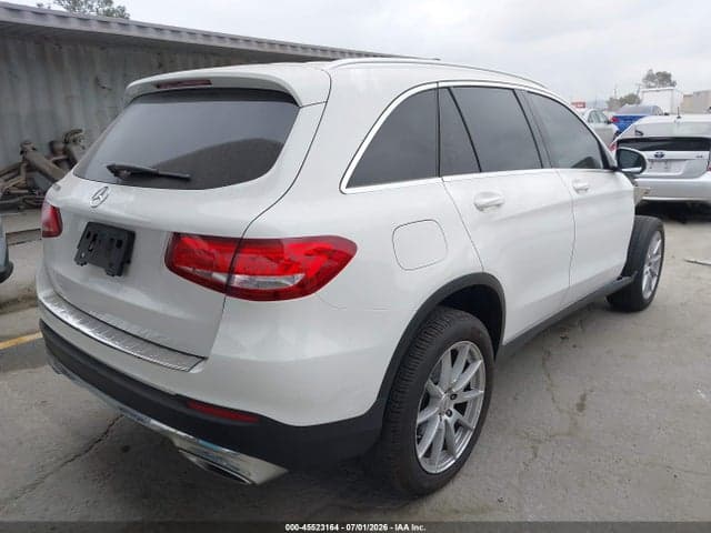2018 MERCEDES-BENZ GLC 300 1