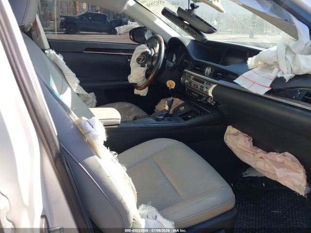 2017 LEXUS ES 350 5