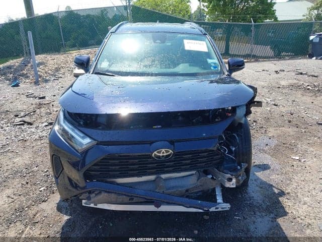 2025 TOYOTA RAV4 HYBRID XLE 6