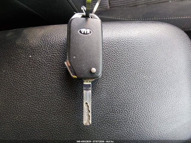 2020 KIA FORTE FE 11