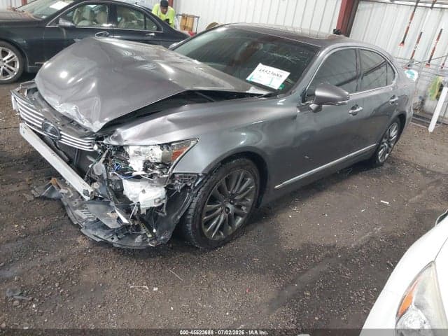 2017 LEXUS LS 460 2