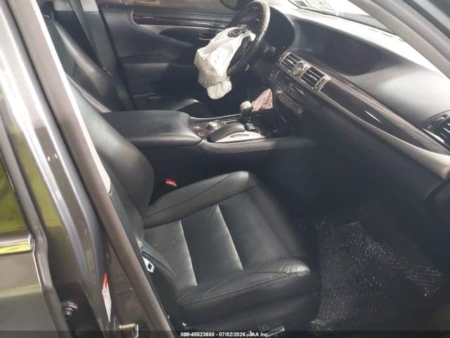 2017 LEXUS LS 460 5