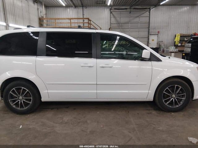 2017 DODGE GRAND CARAVAN SXT 14