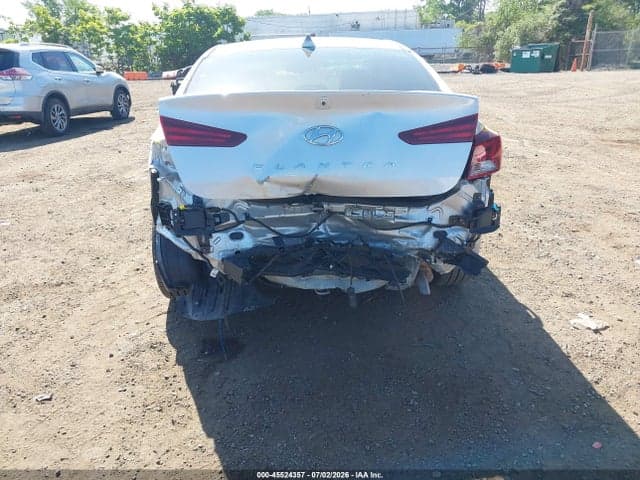 2019 HYUNDAI ELANTRA VALUE EDITION 6