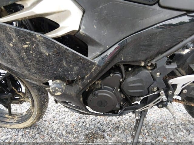 2019 KAWASAKI EX400 9