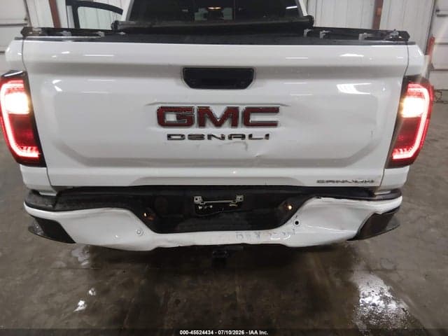 2023 GMC CANYON 4WD SHORT BOX DENALI 6